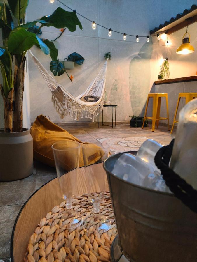 Hola Apartament Аліканте Екстер'єр фото