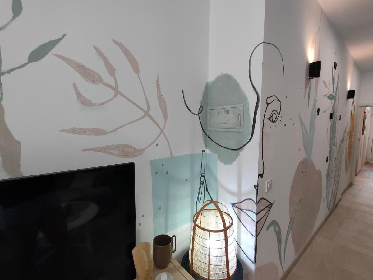 Hola Apartament Аліканте Екстер'єр фото